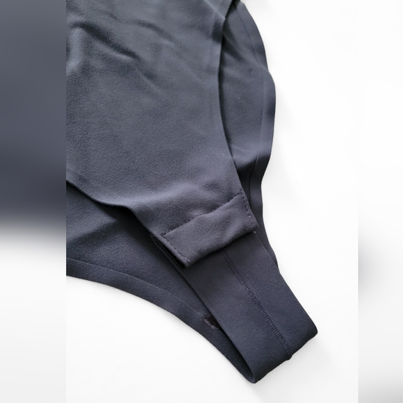 Gray Short Sleeve Bodysuit Small - Picture 8 of 11